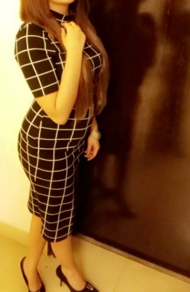 Sayna – Indian escort in Mumbai — 2 / 6