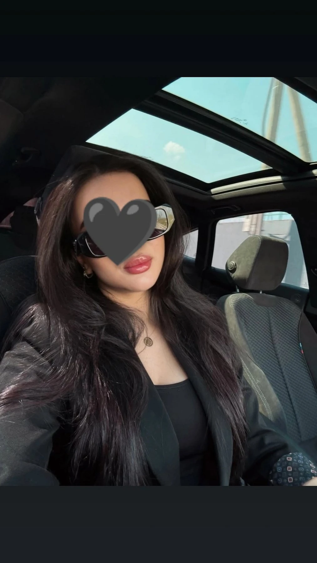 Salina – Russian escort in New Delhi — 1 / 5