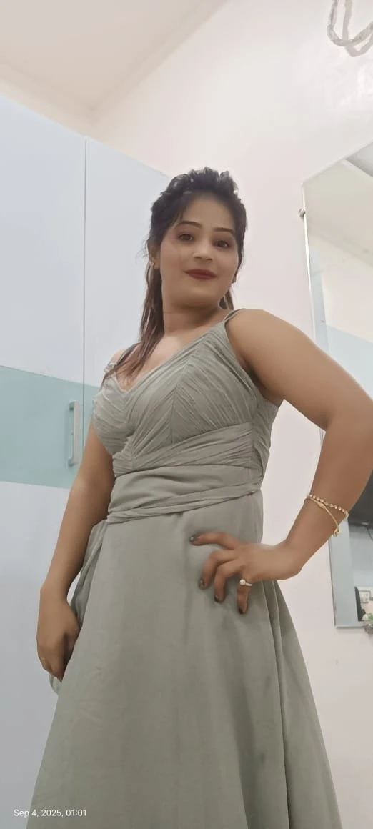 Komal Independent Model at Low Rate – Indian escort in Kolkata — 2 / 5