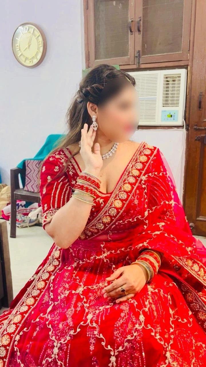 Soniya – Indian escort in Visakhapatnam, Escort, Visakhapatnam