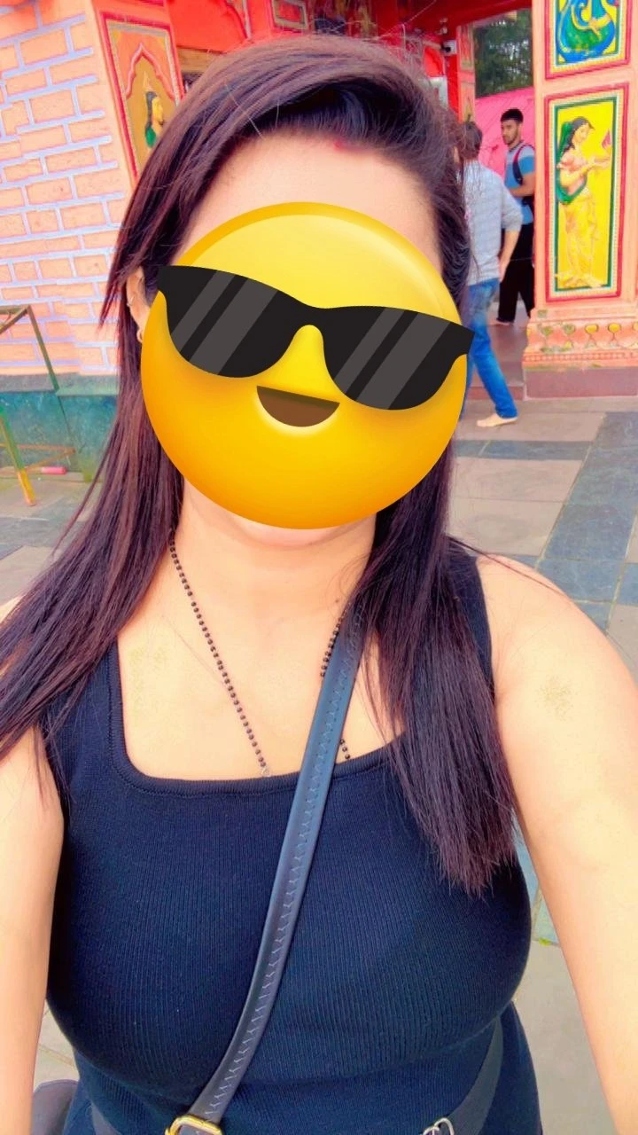 Khyati Singh (Housewife) – Indian escort in Patna, Escort, Patna