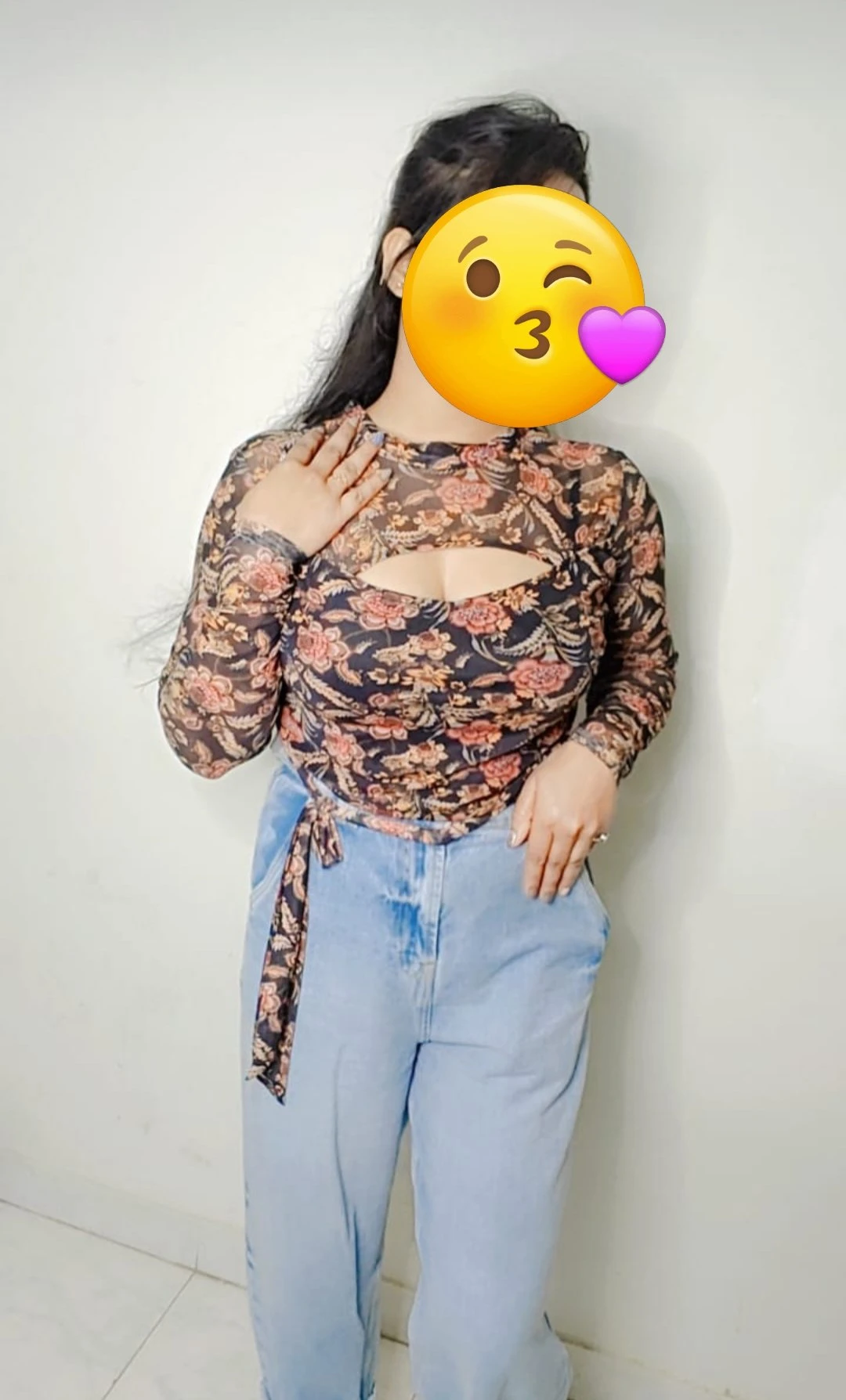 PREMIUM ESCORT NO ADVANCE – Indian escort in Hyderabad — 2 / 3