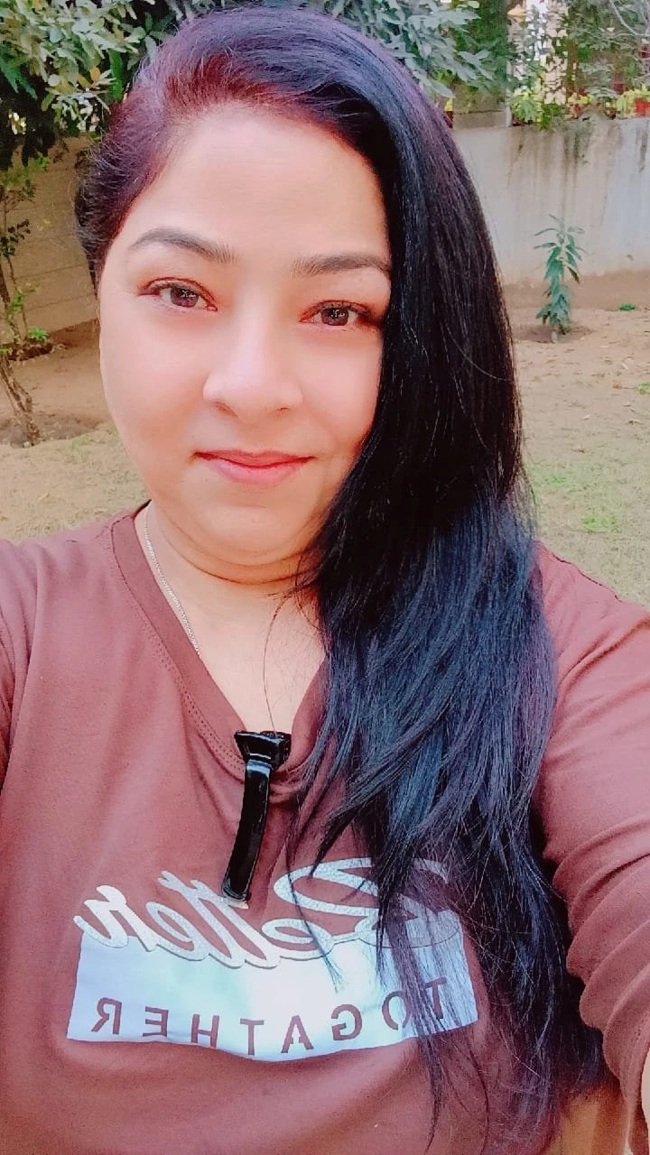 Punjabi Woman – Indian escort in New Delhi — 6 / 7
