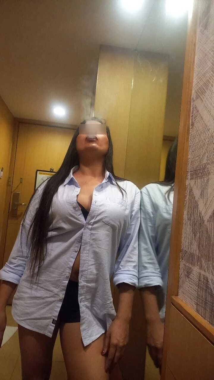 Rashmika – Indian escort in Mumbai — 5 / 6