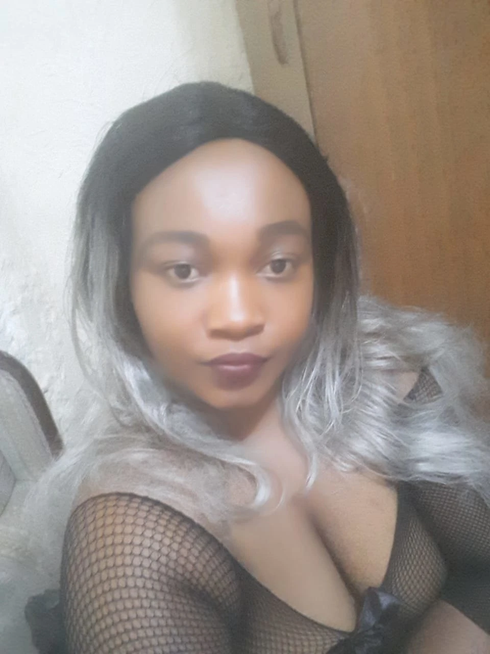 Fina – Ugandan escort agency in Beirut — 2 / 5