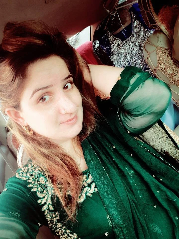 Honey O3O7III3332 – Pakistani escort in Islamabad — 9 / 11