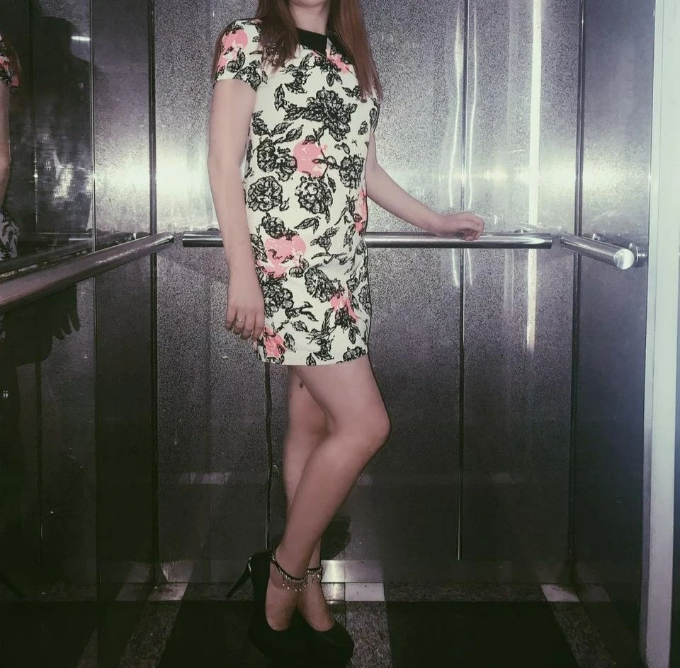 Ross Independent Hot Girl – Indian escort in New Delhi — 2 / 8