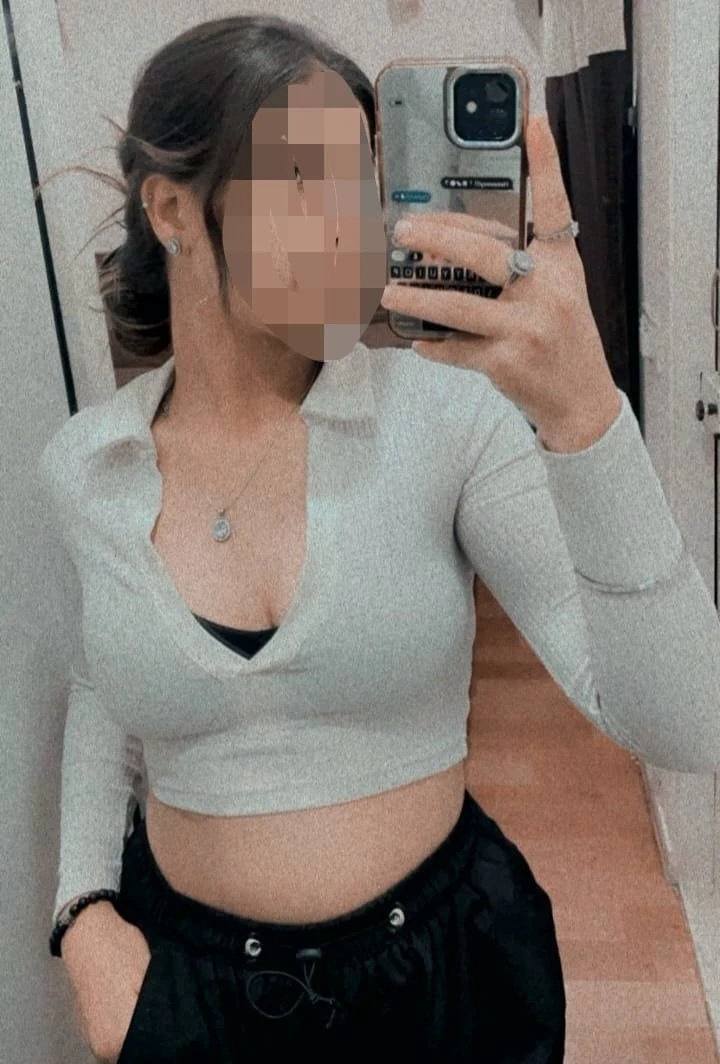 Aditi Thakur 21(independent ) – Indian escort in Mumbai — 6 / 11