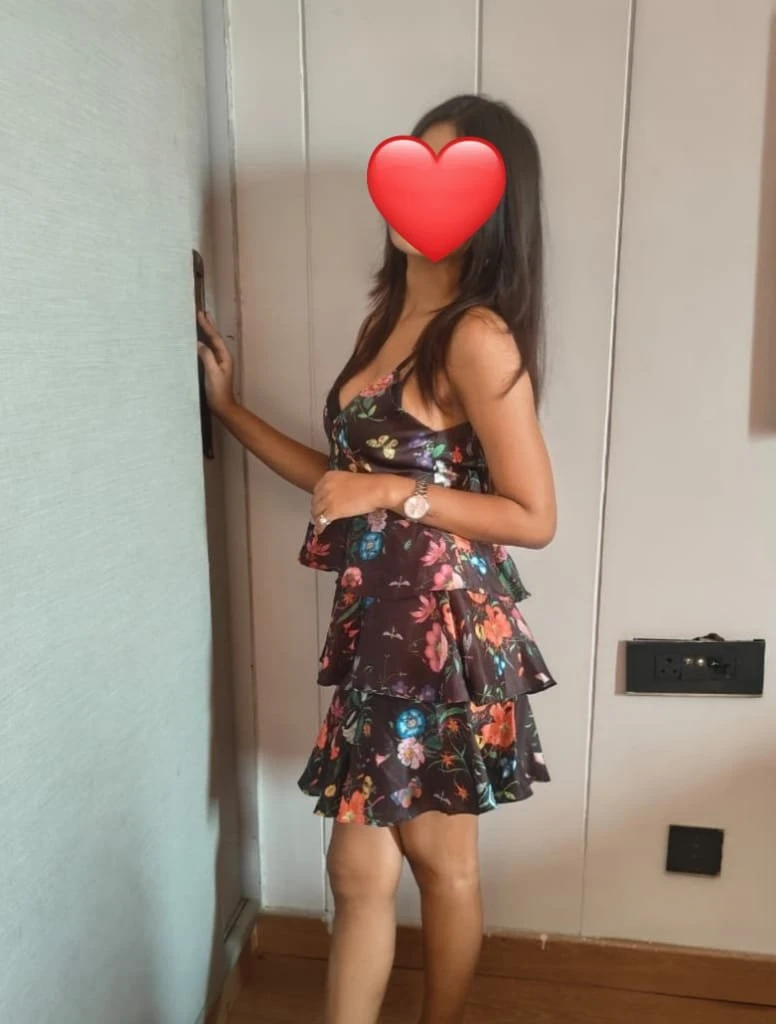 Nisha (Cam & Meet) – Indian escort in Noida — 7 / 12