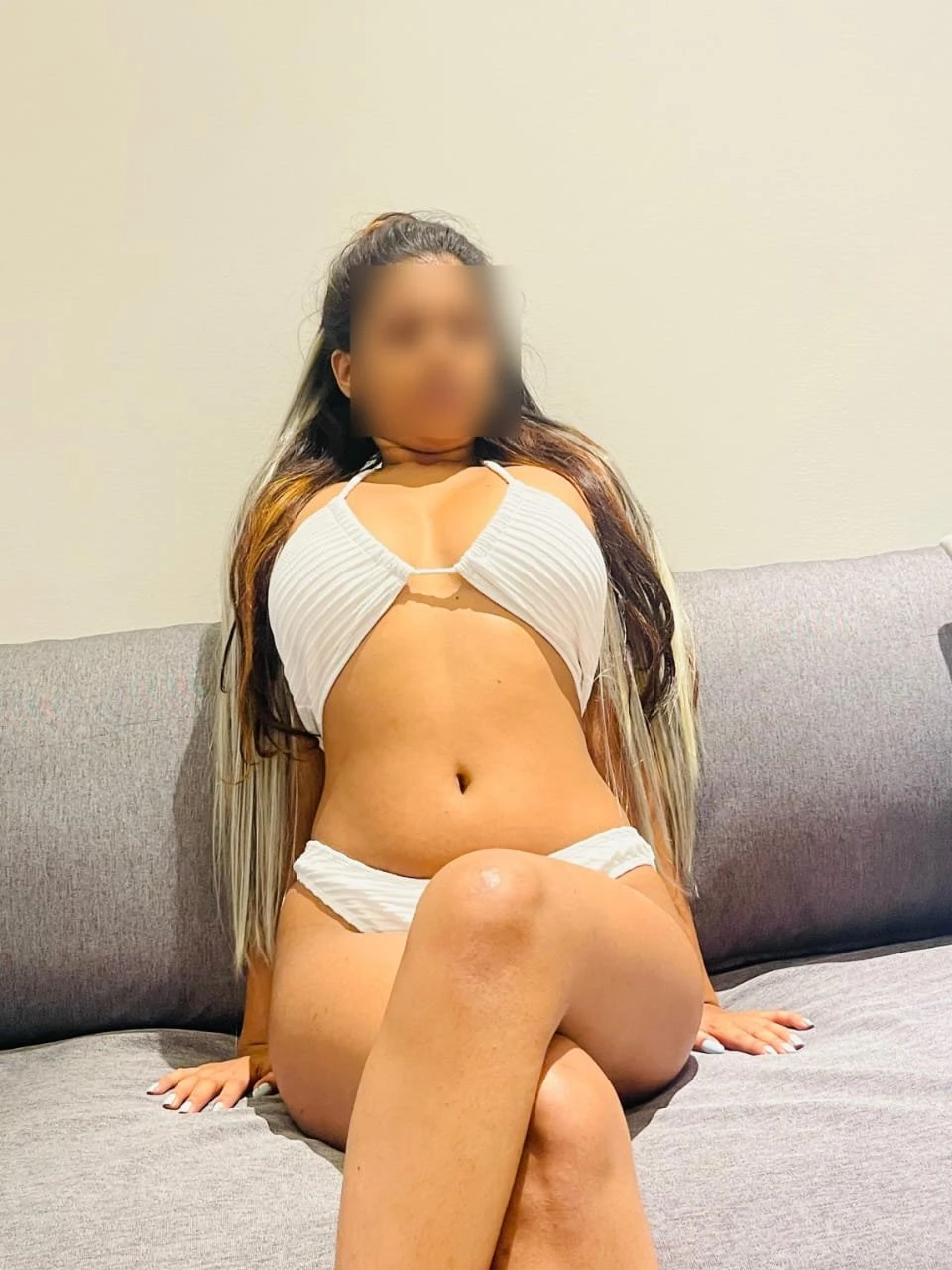 Elena – Sri Lankan escort in Colombo — 3 / 21