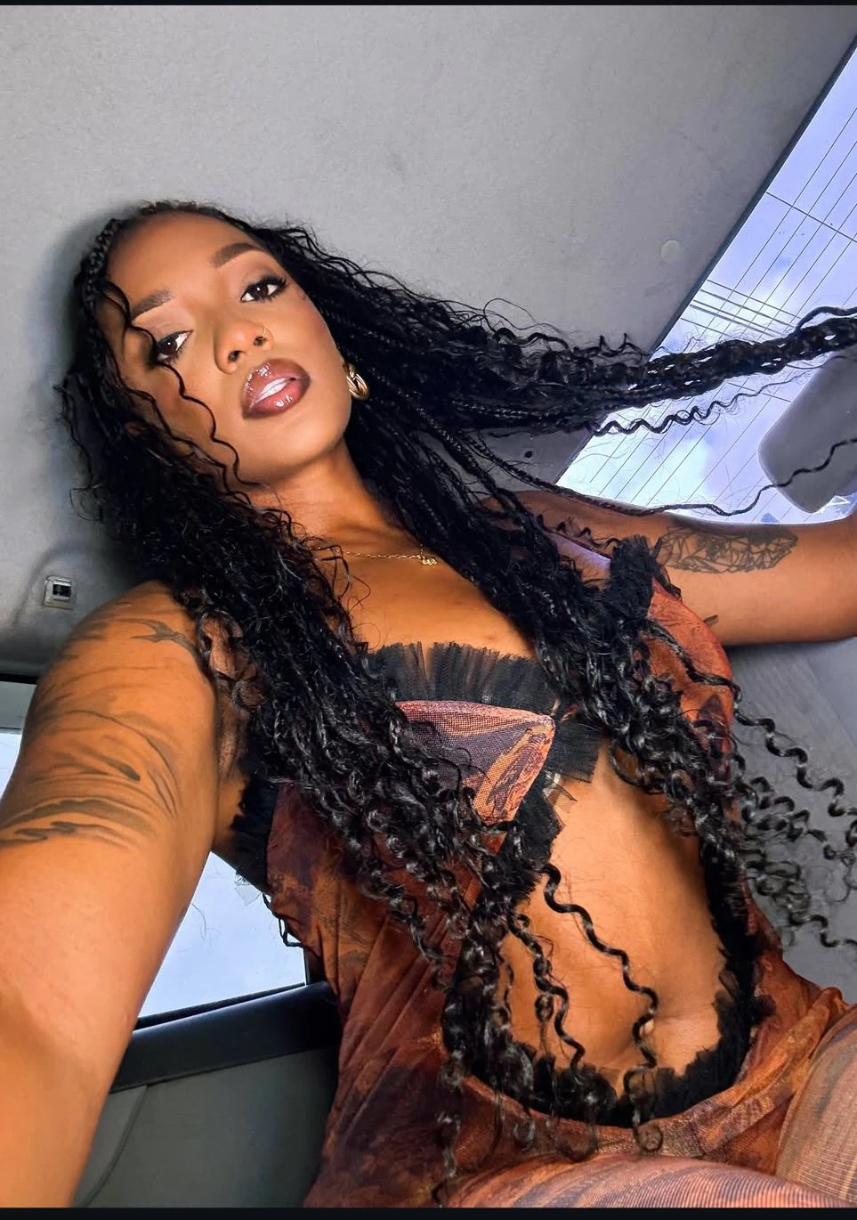 Slutty Afro babe, no free Vc – Kenyan escort in Hyderabad — 4 / 5