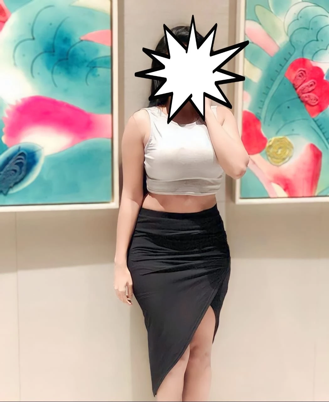 Madhu real meat & cam show – Indian escort in Mumbai — 5 / 7