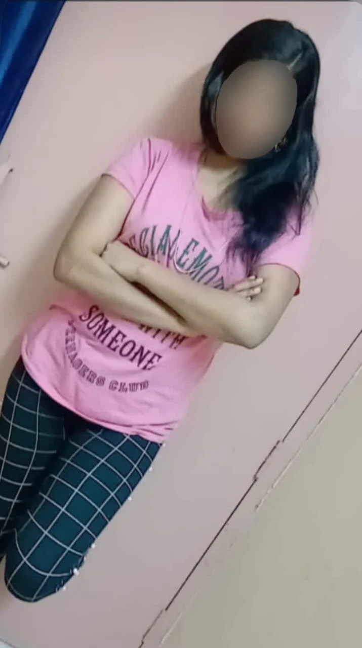 Arshi live Webcam & Sex chat – Indian escort in Kochi — 7 / 11