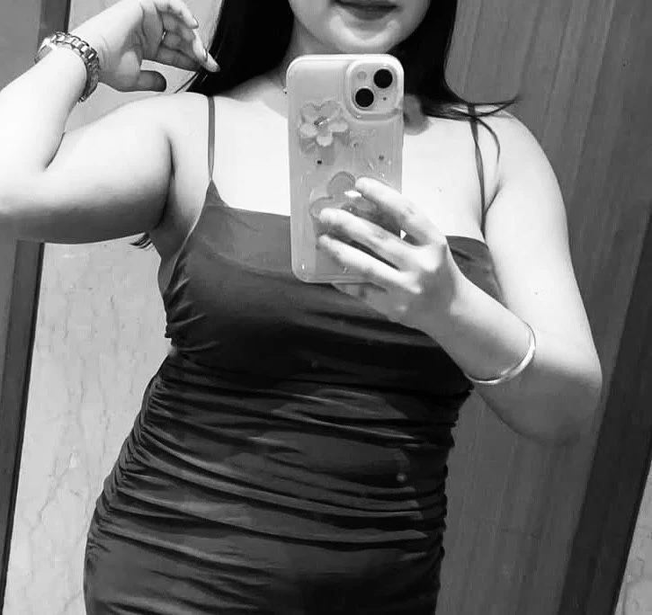 Diya – Indian escort in Varanasi — 10 / 12