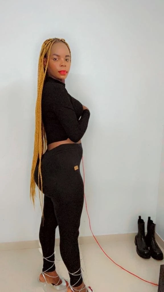 Nisha23 – Rwandan escort in Hyderabad — 5 / 7