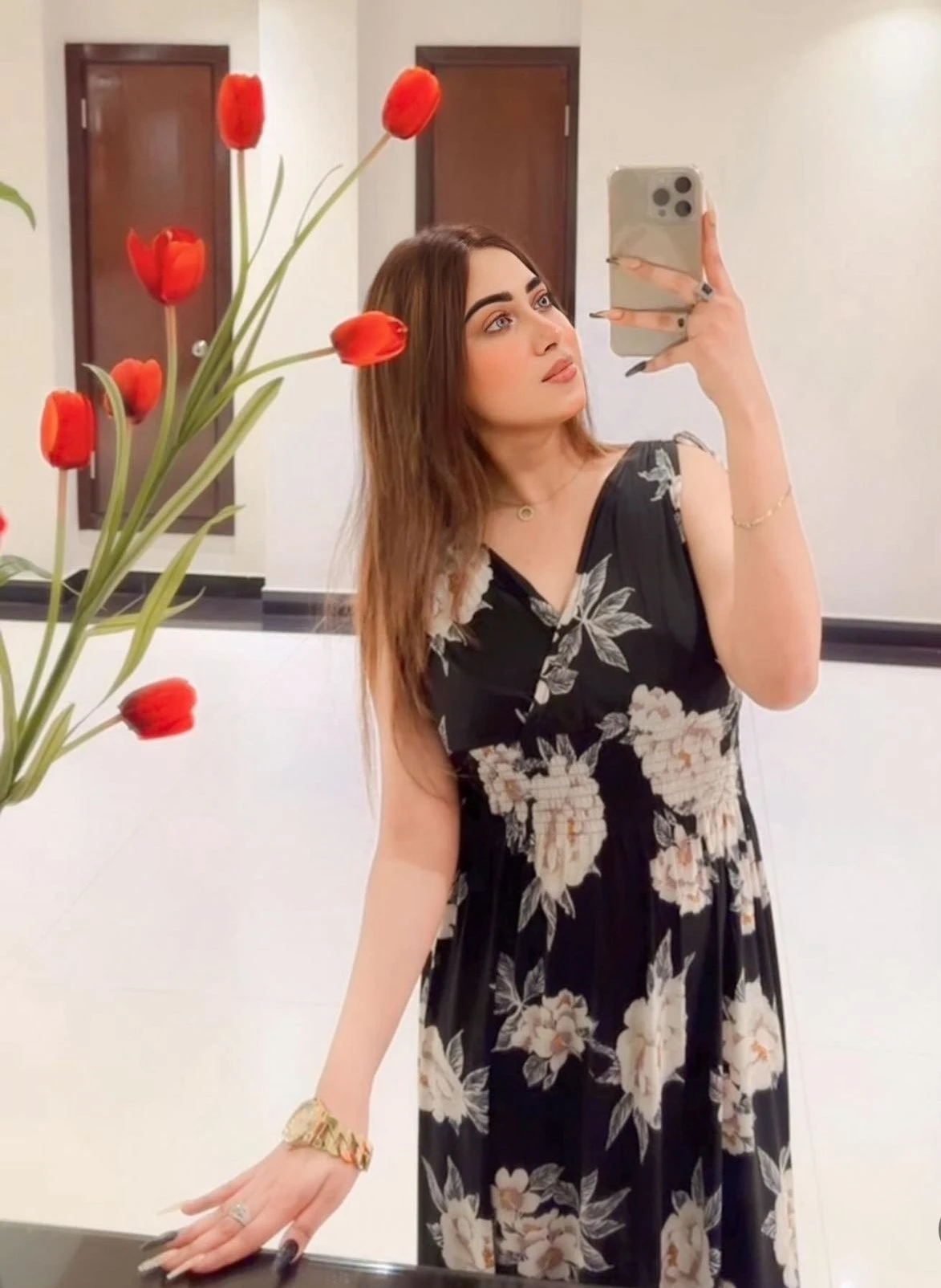 Natasha Real Meet and Cam Show Escort – Indian escort in Navi Mumbai — 2 / 4