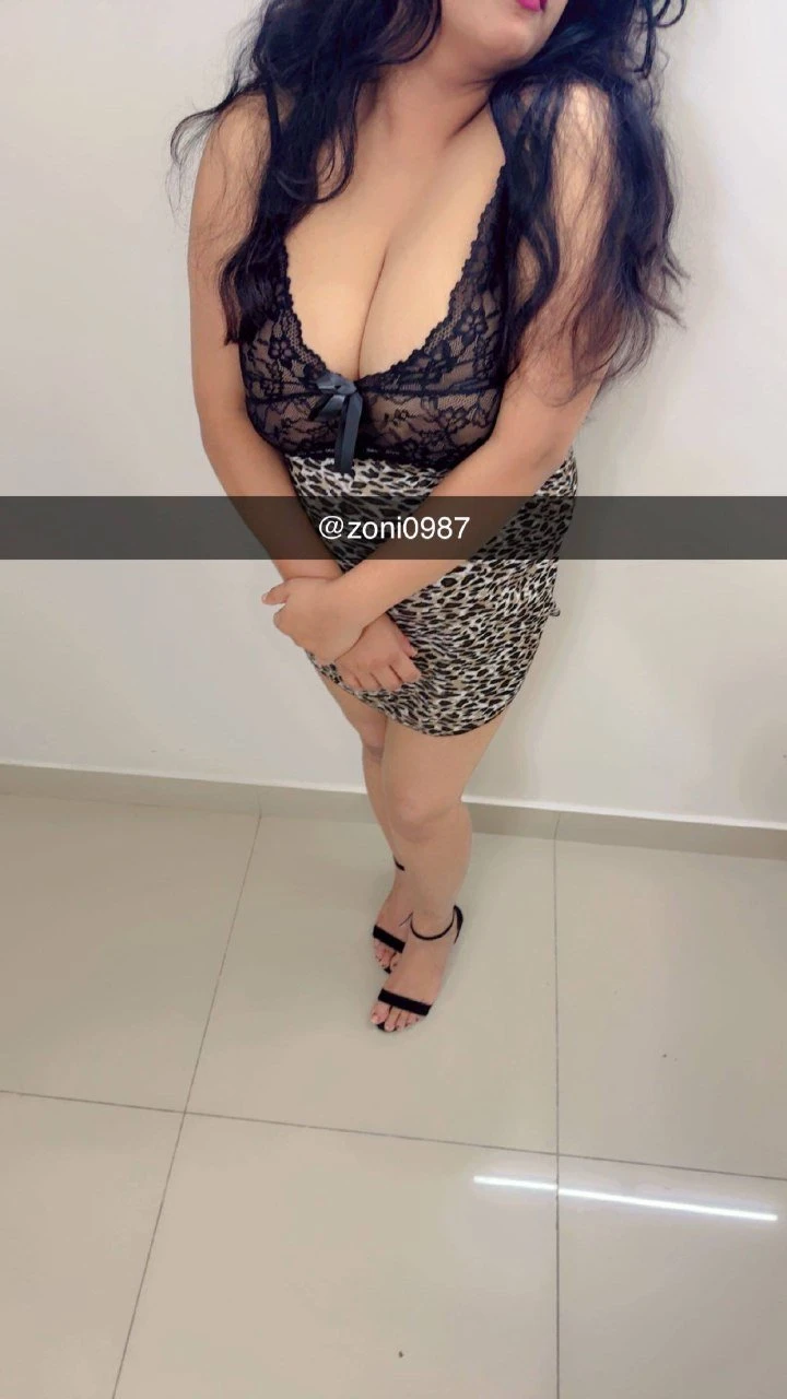 Zoni0987 – Indian escort in Hyderabad — 5 / 11