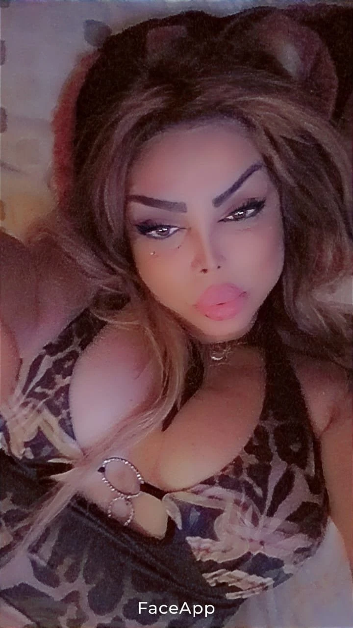 كرسيتنا – Lebanese masseuse in Beirut — 3 / 15