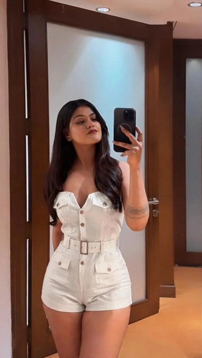 Sakshi – Russian escort in Pune — 12 / 13