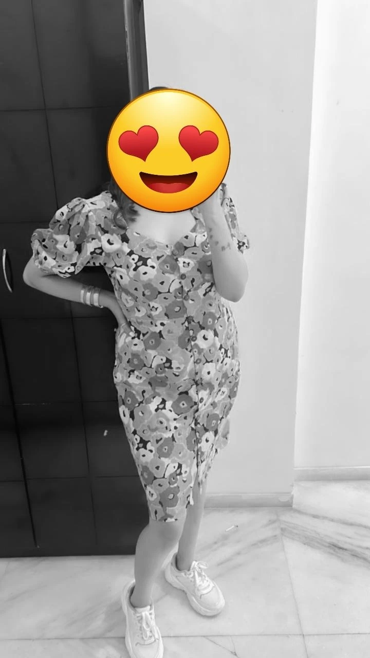 Arohi Varma Here – Indian escort in Hyderabad — 4 / 5