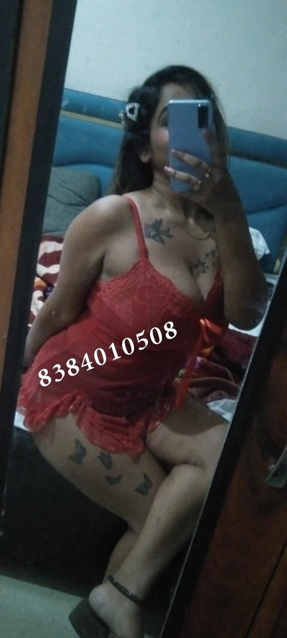 Tannu real meet and Cam Queen – Indian escort in New Delhi — 9 / 16
