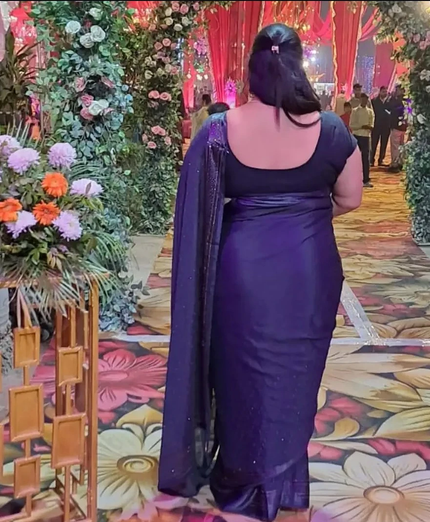 Bhabhi Aunty – escort in Mumbai — 2 / 4