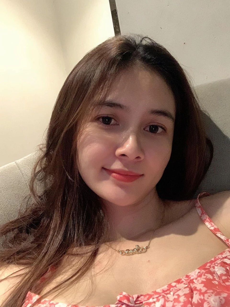 Julie – Vietnamese escort in Ho Chi Minh City — 4 / 8