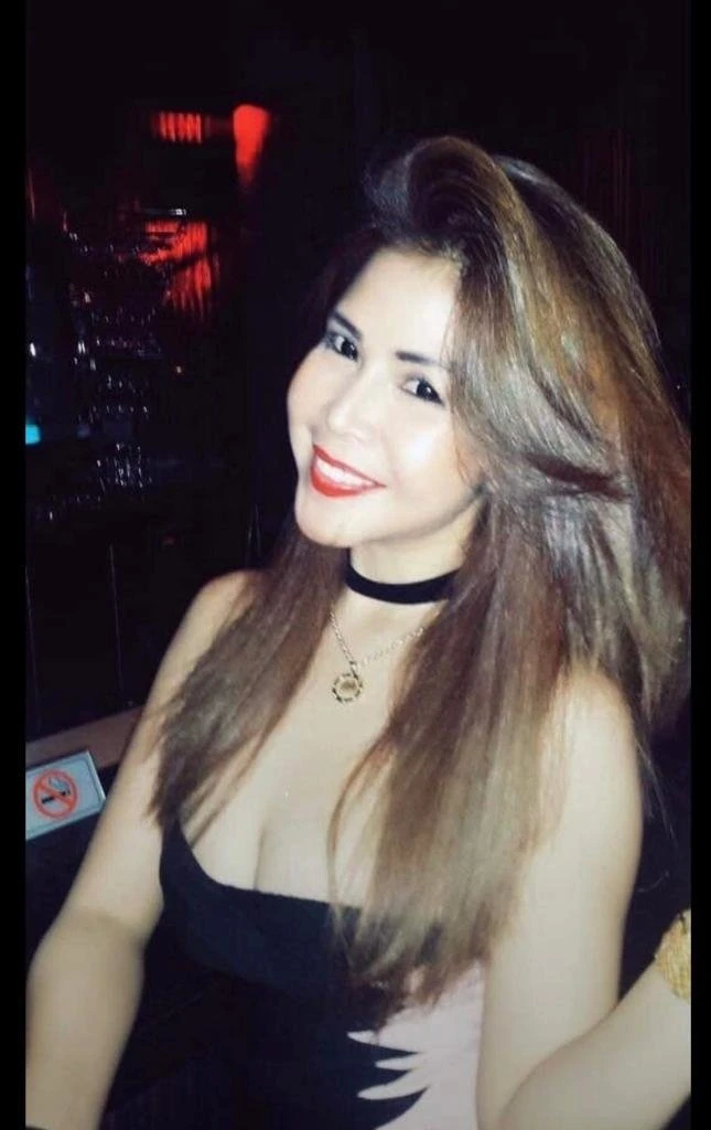 Miss Blowy – Filipino escort in Macao — 5 / 6