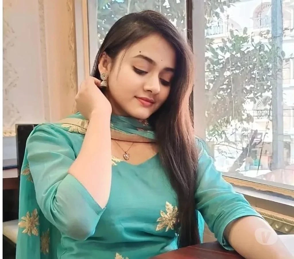 Need Escorts Service in Delhi Call Girls – Indian escort in New Delhi — 2 / 4