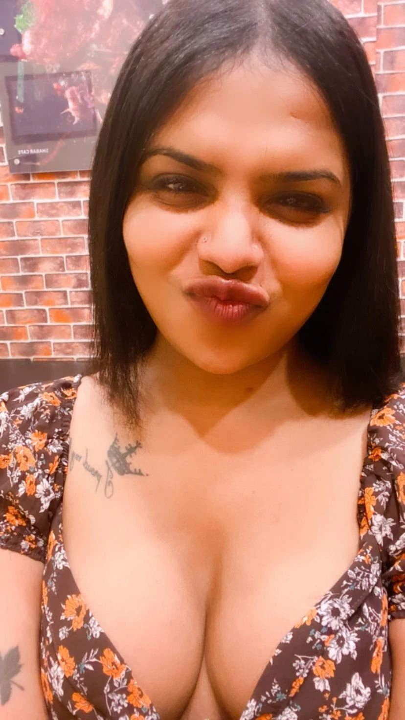 Salini Sexy Waiting for Your – Indian escort in Mumbai, Escort, Mumbai