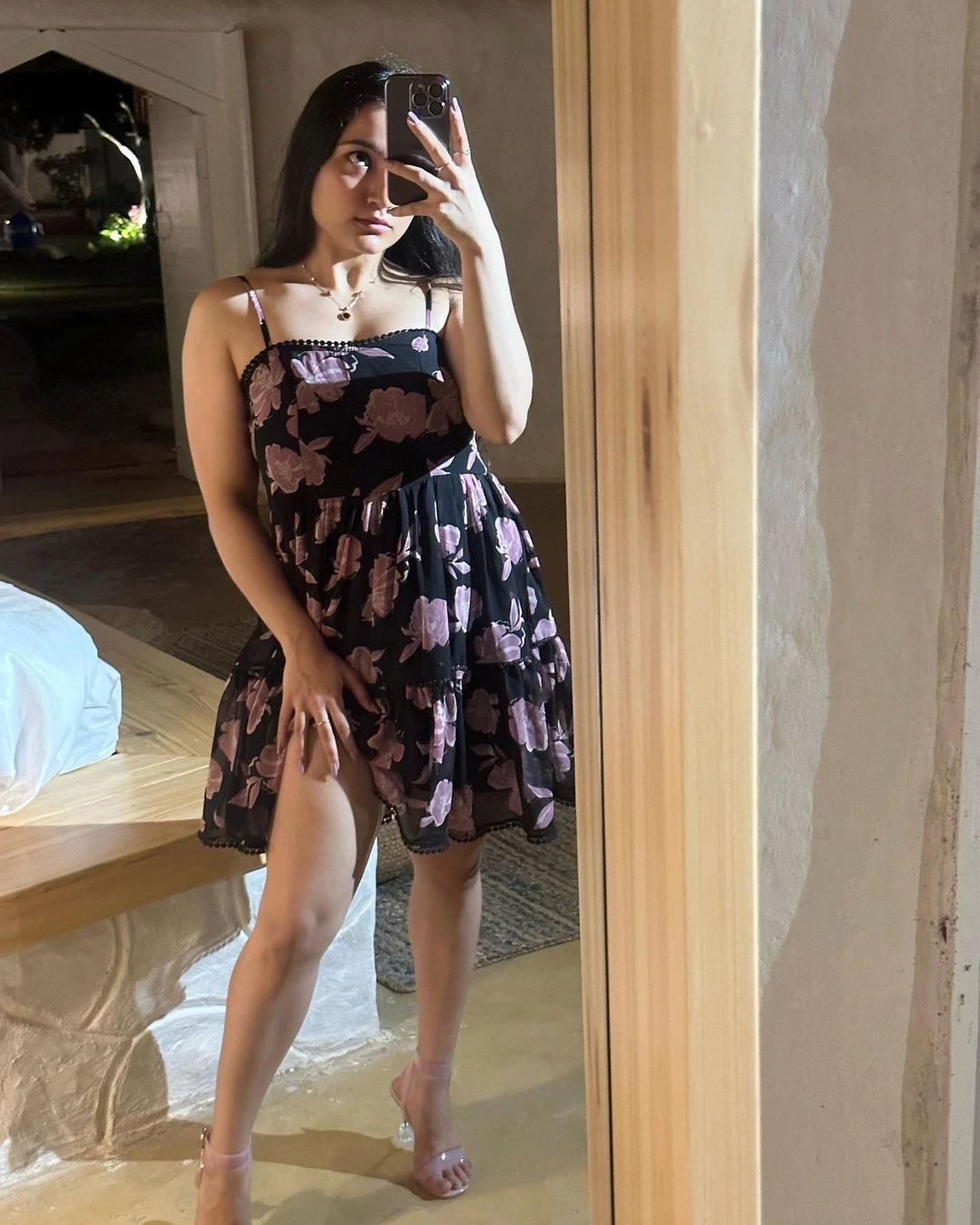 Mohini Independent Service Hotel – Indian escort in Kolkata — 2 / 4