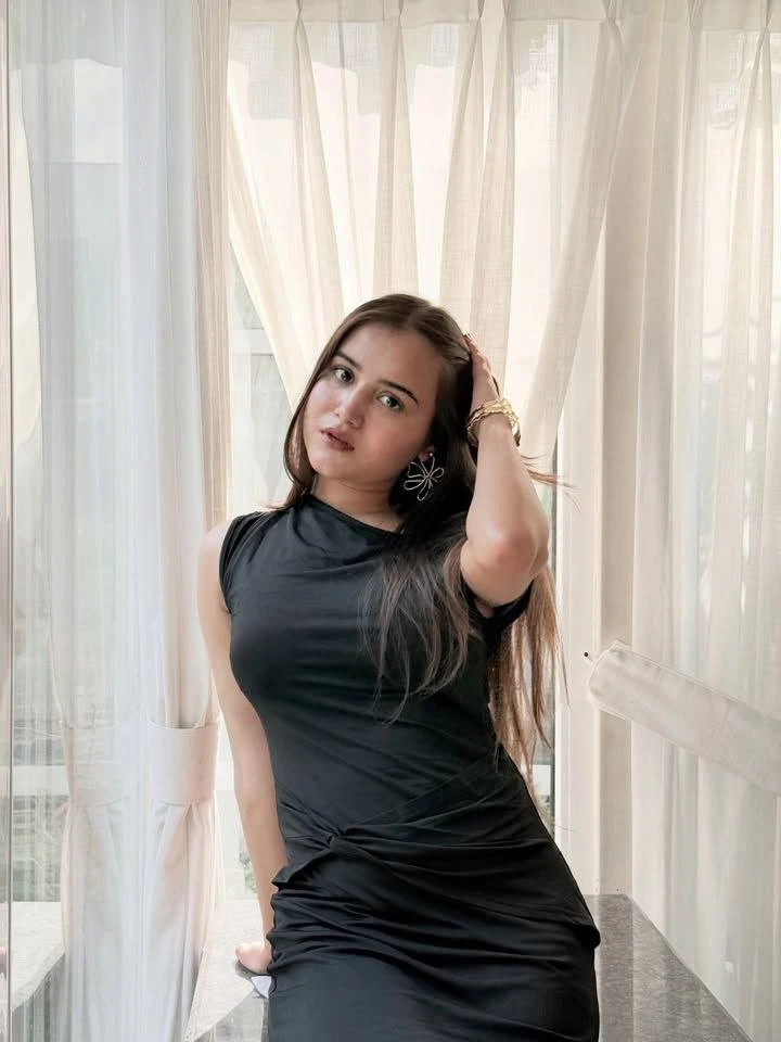 Pranjal – escort in Surat — 2 / 4