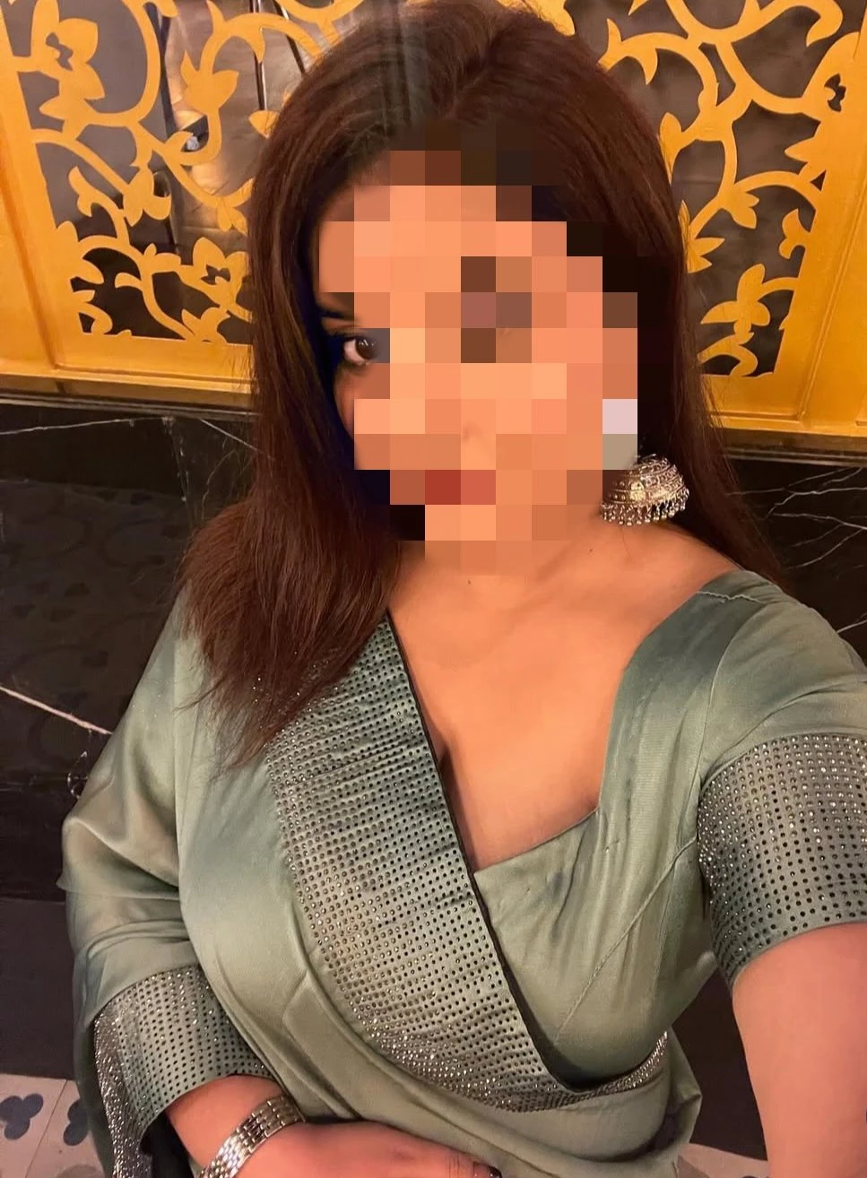 Independent cam .. – Indian masseuse in Noida — 2 / 4