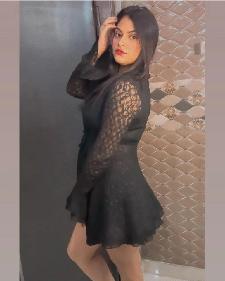 KAVYA SHARMA BEST VIP ESCORT SERVICE – Indian escort agency in Kolkata — 2 / 3