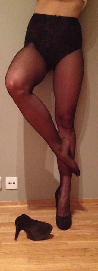 Adrianna23foot Fetish – Polish escort in Oslo — 10 / 11