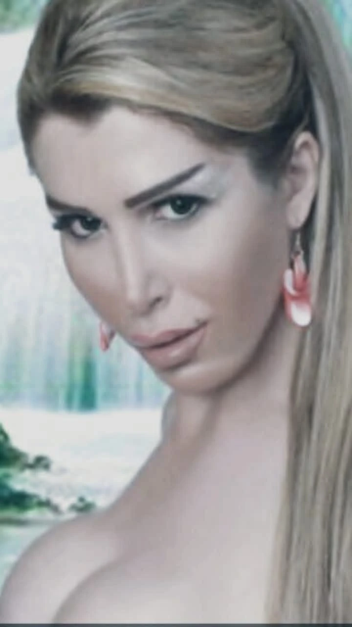 Naea – escort in Beirut — 8 / 12