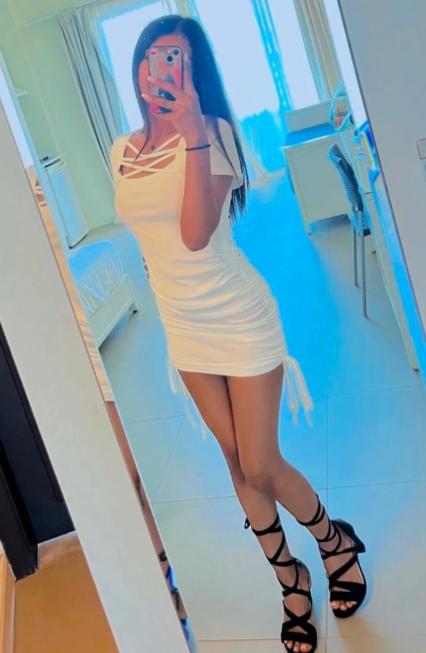 ꧁༒(live Cam show Real Meet) Gf༒꧂ – Indian escort in Mumbai — 4 / 5