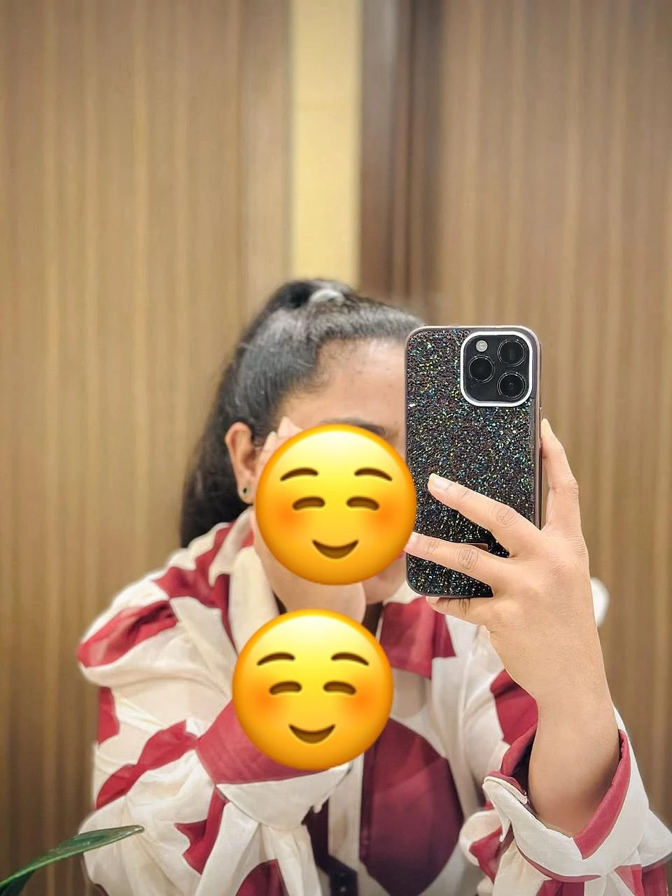 Eshani – Sri Lankan escort in Colombo — 6 / 7