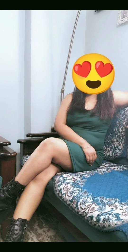 Jia Sharma – Indian escort in New Delhi — 3 / 7