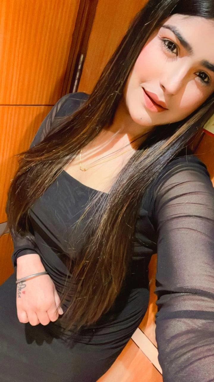Leena Escorts – Indian escort in Hyderabad — 4 / 23