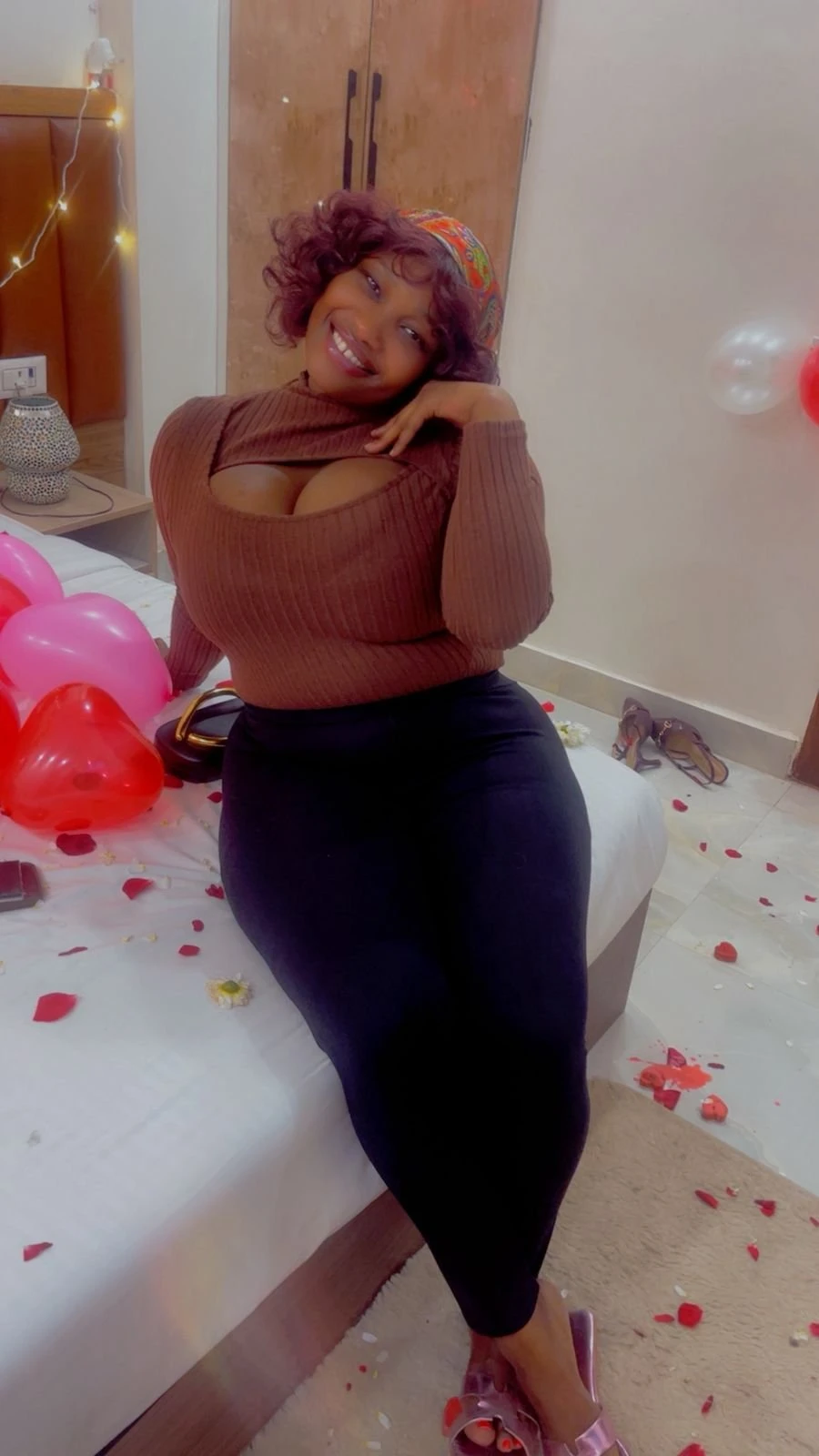 AFRICAN Malaika +91//690941//4701 – South African escort in New Delhi — 2 / 5