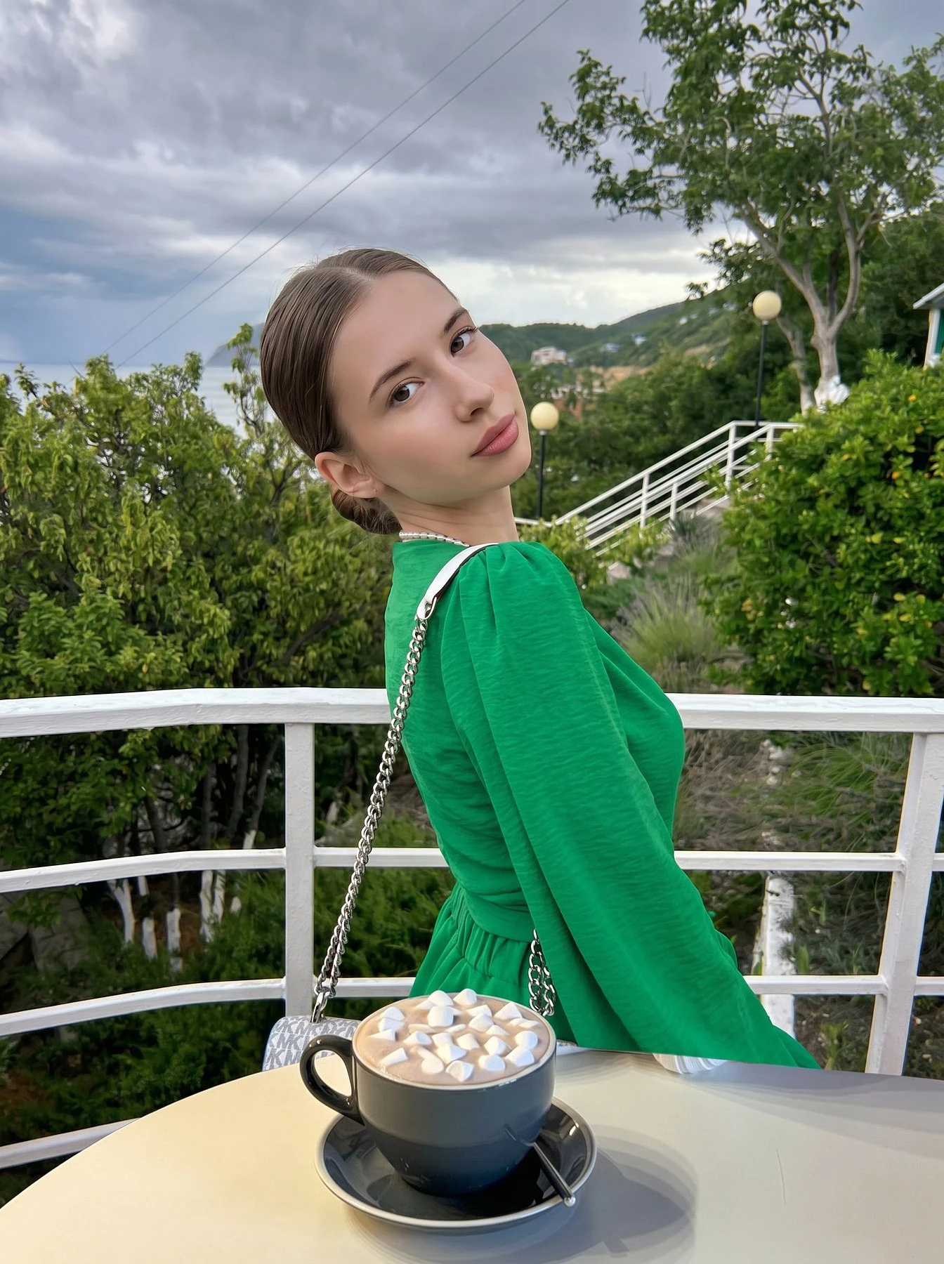 Caroline Greedy Gulp – Ukrainian escort in Hong Kong — 4 / 6