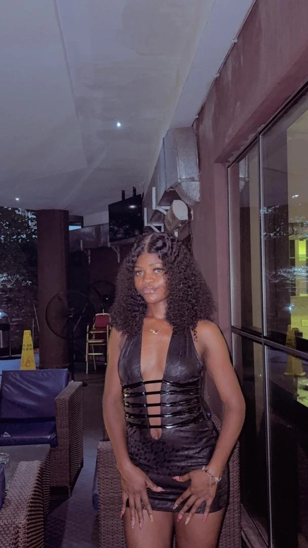 Pandora – Nigerian escort in Dakar — 3 / 4