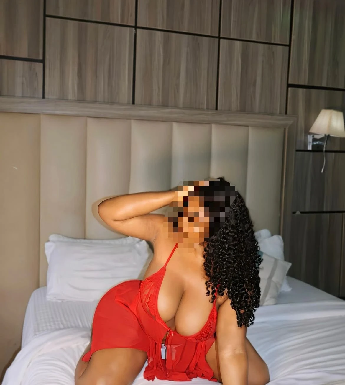 Cum drinker&Wildest squirter & bdsm – Angolan escort in Hyderabad — 1 / 5