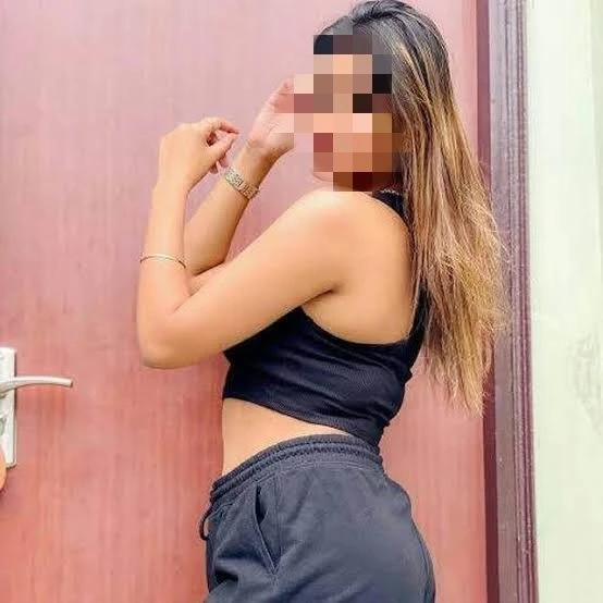 Anushka FOR REAL MEET AND CAM – escort in Mumbai — 3 / 4