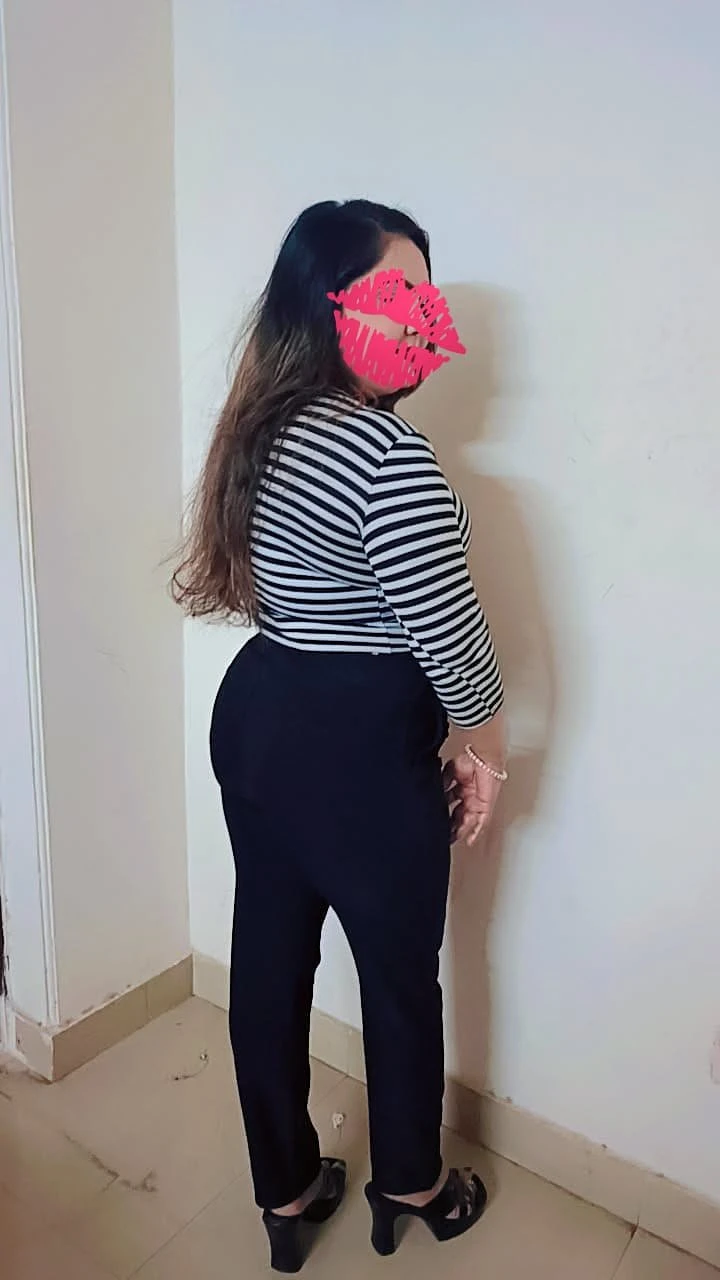 Sikandar Kour Panjabi Bhabhi Real Meet – Indian escort in New Delhi — 3 / 7