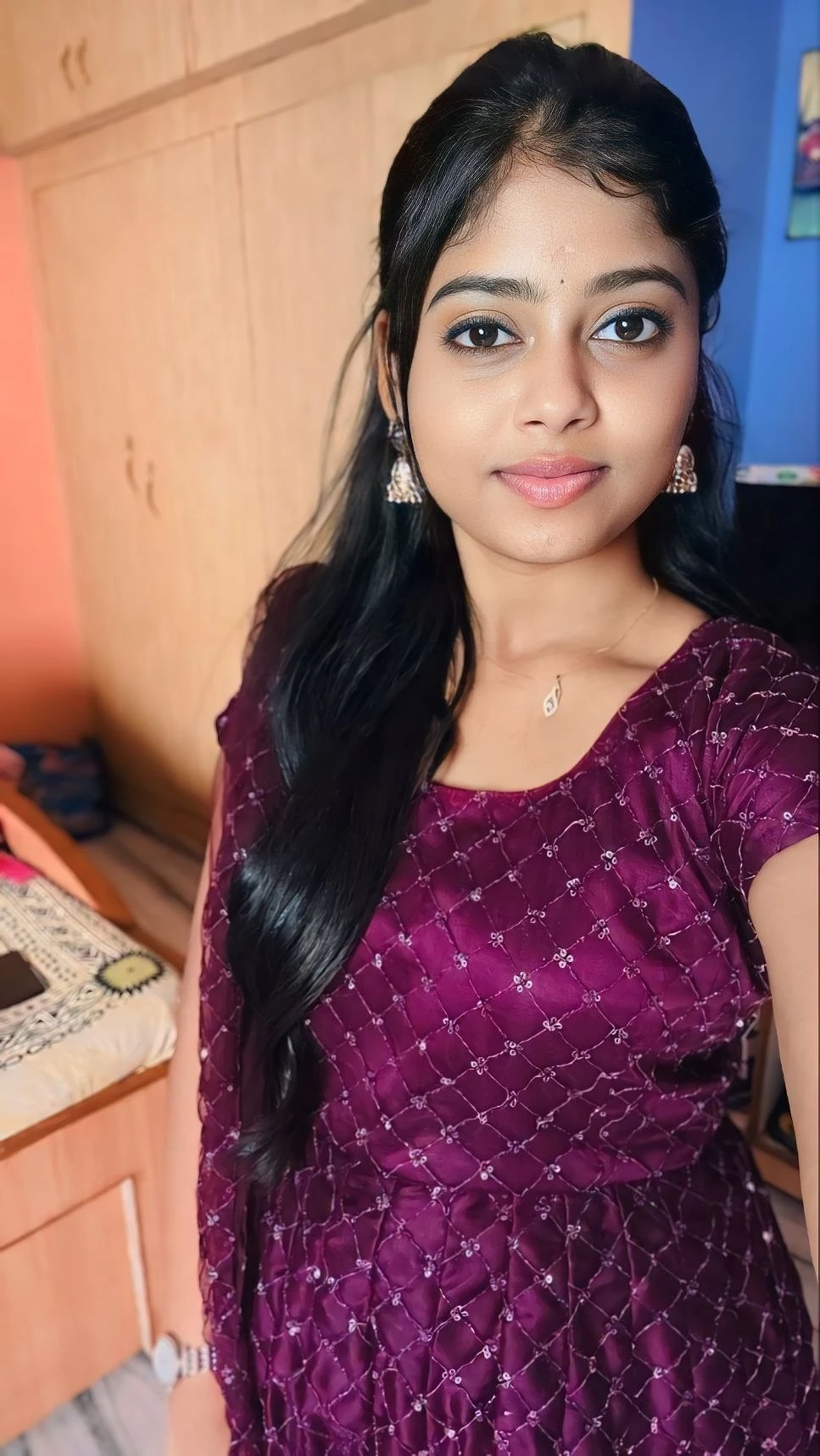 Vami a 18 Year Girl Hot and Sexy Figure – escort in Thiruvananthapuram — 3 / 5