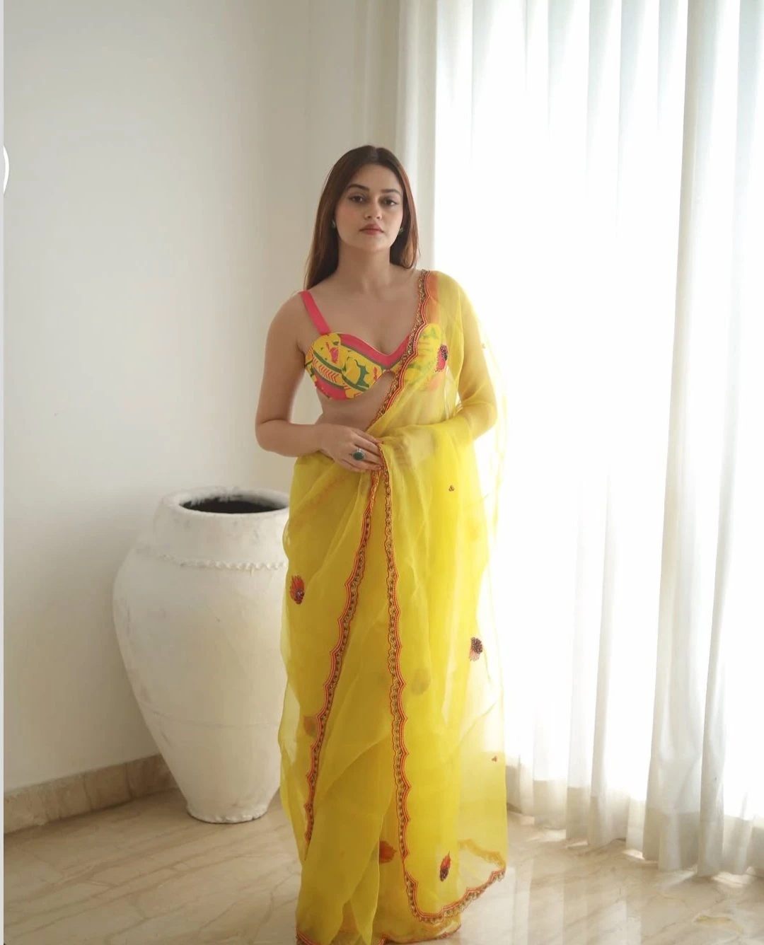 Independent Vc Cam Show Fun & Real Meet – Indian escort in Mumbai — 1 / 2