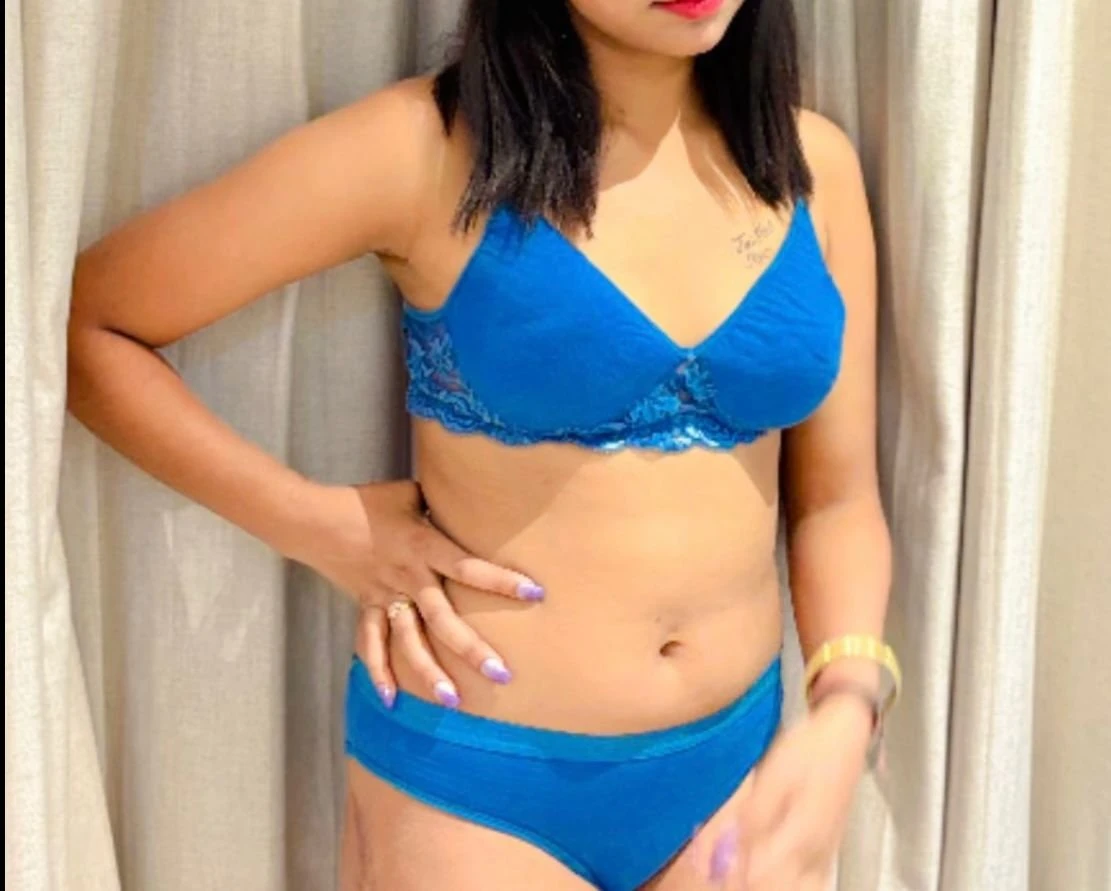 Sexy girl – Indian escort in New Delhi — 11 / 28