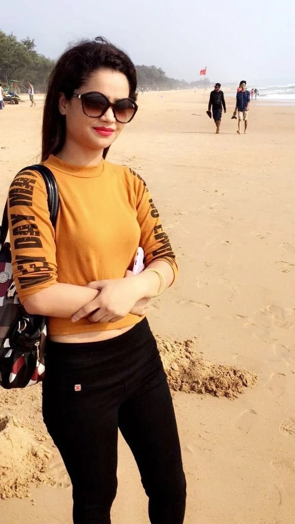JANVI – Indian escort in Mumbai, Escort, Mumbai